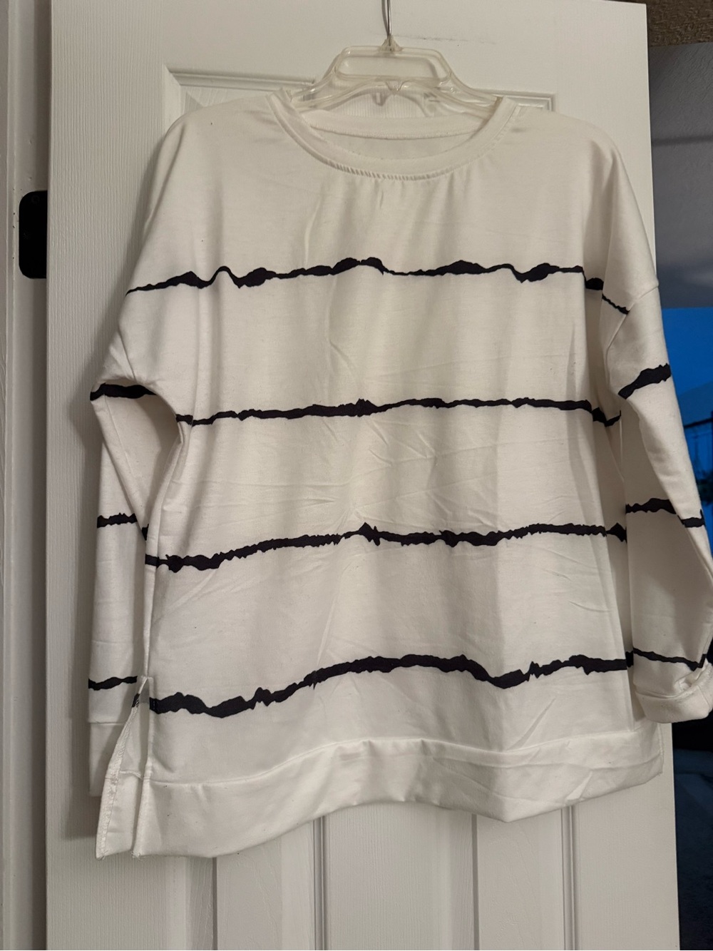 SHEIN White Long Sleeve Tee with Black Distressed Stripes